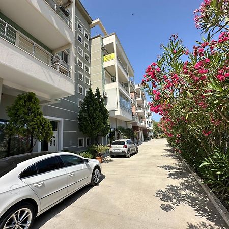 אוריקום Duki'S Apartments מראה חיצוני תמונה